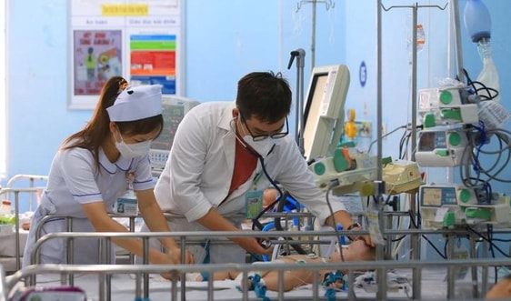 Sốt xuất huyết tăng mạnh, Hà Nội chỉ đạo tăng cường phòng, chống