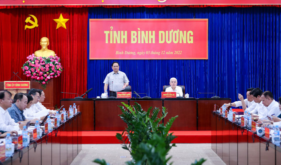 Thủ tướng Phạm Minh Chính làm việc với Ban Thường vụ Tỉnh ủy Bình Dương