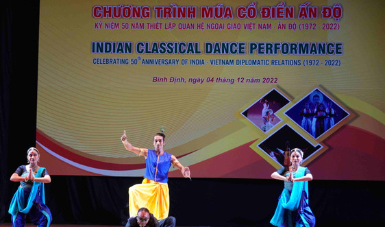 Bình Định: Giao lưu nghệ thuật múa cổ điển Ấn Độ