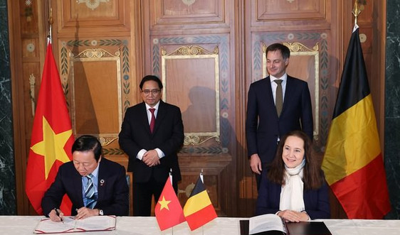 Bộ TN&MT Việt Nam và Bộ Biển bắc Bỉ ký kết Ý định thư hợp tác phát triển kinh tế biển xanh
