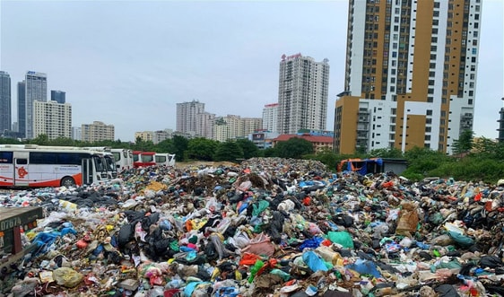 Phân loại rác tại nguồn để giảm áp lực xử lý rác