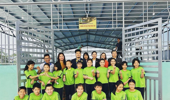 Tập đoàn Hanaka tài trợ xây dựng bể bơi học đường tại Đà Nẵng