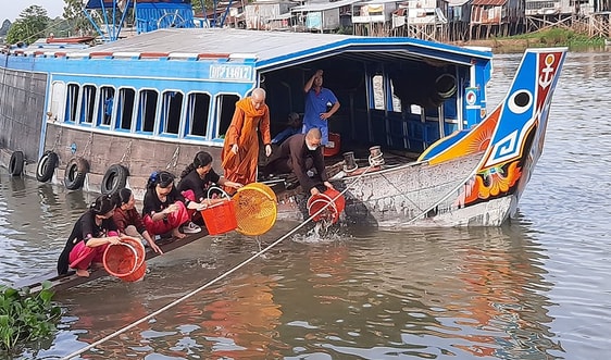 Đồng Tháp: Phát huy vai trò tôn giáo trong công tác BVMT và ứng phó BĐKH