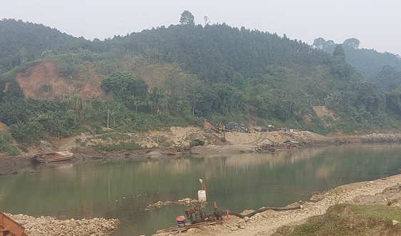 Văn Yên - Yên Bái: Người dân bức xúc trước nạn khai thác cát, sỏi ở sông Ngòi Thia