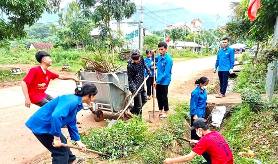 Xã vùng biên đổi thay từ xây dựng nông thôn mới
