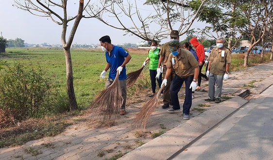 Huyện nông thôn mới Bình Chánh (TP.HCM): Không để hộ tái nghèo và duy trì tiêu chí môi trường 