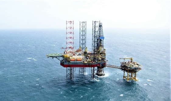 Luật Dầu khí 2022: Cần lấp khoảng trống pháp lý trong lựa chọn nhà thầu cung cấp dịch vụ dầu khí