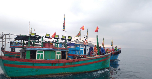 Bình Định: Lễ hội Cầu ngư tại xã đảo Nhơn Châu