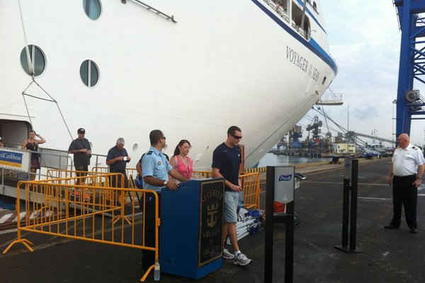 Saigontourist tiếp đón hơn 3.500 khách tàu biển quốc tế
