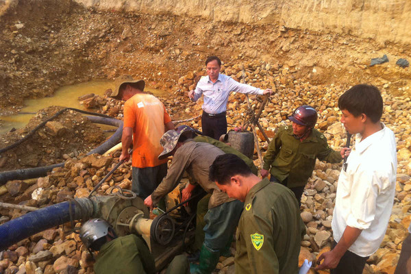Nghệ An: UBND huyện Quỳ Châu ra quân truy quét "vàng tặc"