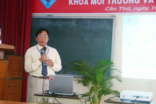 PGS.TS Lê Anh Tuấn, Phó Viện trưởng Viện nghiên cứu biến đổi khí hậu (Đại học Cần Thơ): Nên ưu tiên giải pháp phi công trình