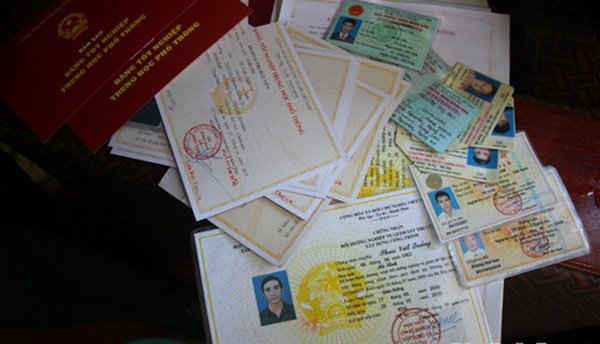 Bắt vụ làm giả con dấu, tài liệu với số lượng lớn ở TP Vinh (Nghệ An)