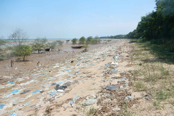 Nghệ An: Ô nhiễm vùng ven biển nguy cơ tăng cao
