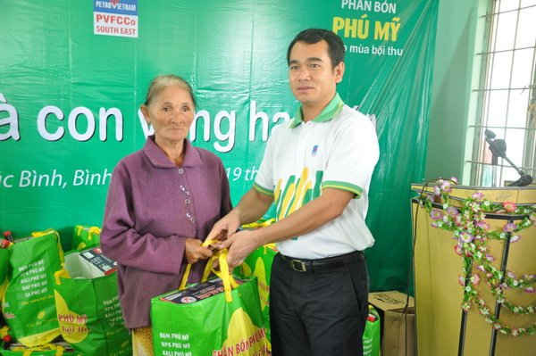 PVFCCo hỗ trợ hơn 1,2 tỷ đồng cứu trợ bà con vùng hạn hán Nam Trung Bộ