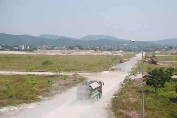 "Lộn xộn" khai thác khoáng sản ở Chí Linh