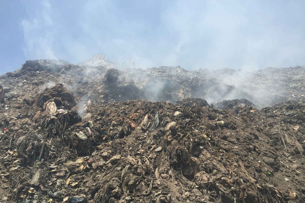 Bãi rác thung Đám Gai (Hà Nam):  Đang âm ỉ cháy, ô nhiễm nghiêm trọng