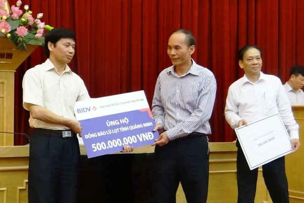 BIDV hỗ trợ 500 triệu đồng cho các gia đình nạn nhân bị thiên tai ở tỉnh Quảng Ninh