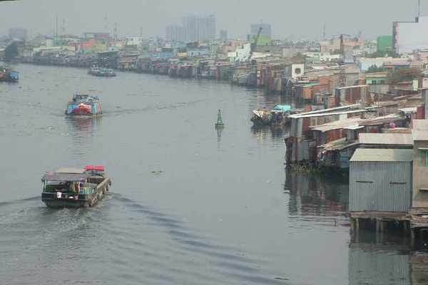 TP.Hồ Chí Minh: Tập trung di dời nhà ở trên kênh rạch