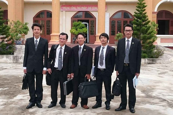 Hoãn xử phúc thẩm vụ Công an TP Tuy Hòa dùng nhục hình