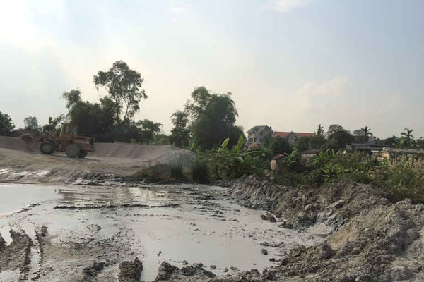 TP Uông Bí – Quảng Ninh: Trạm trộn bê tông không phép hành dân
