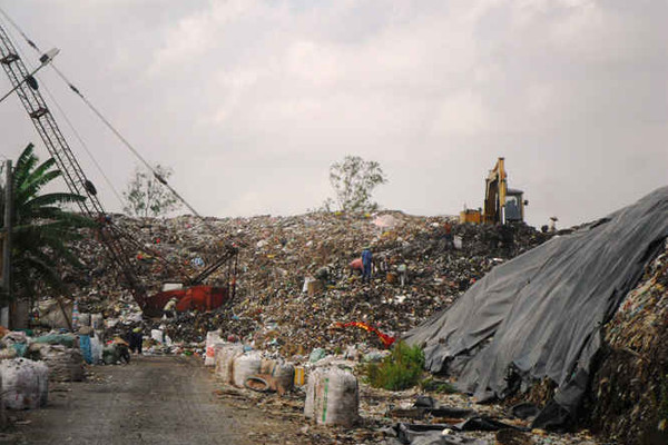 Sóc Trăng khắc phục ô nhiễm môi trường tại 2 bãi rác