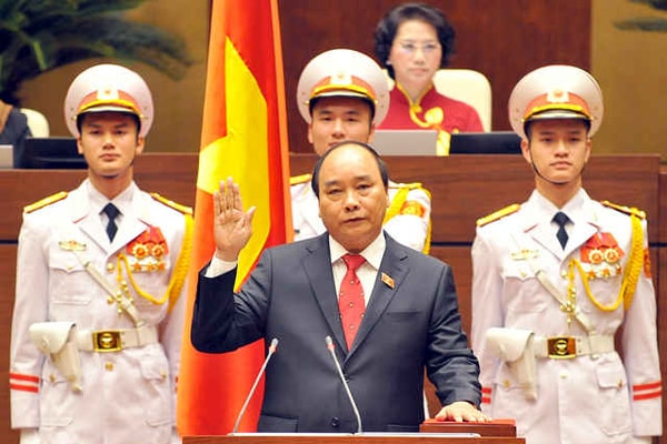 Ông Nguyễn Xuân Phúc chính thức trở thành Thủ tướng Chính phủ