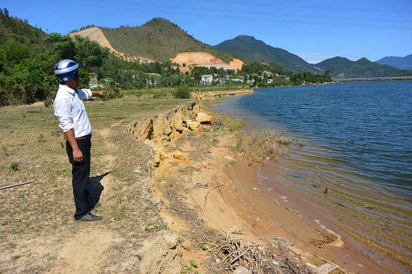 Đà Nẵng: Sạt lở sông Cu Đê uy hiếp công trình điện quốc gia