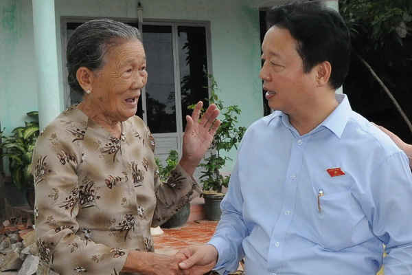 Bộ trưởng Trần Hồng Hà trao Nhà tình nghĩa tại huyện Đất Đỏ và TP Vũng Tàu