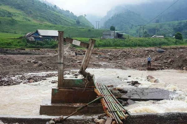 Phó Thủ tướng yêu cầu làm rõ thông tin sập mỏ vàng ở Lào Cai