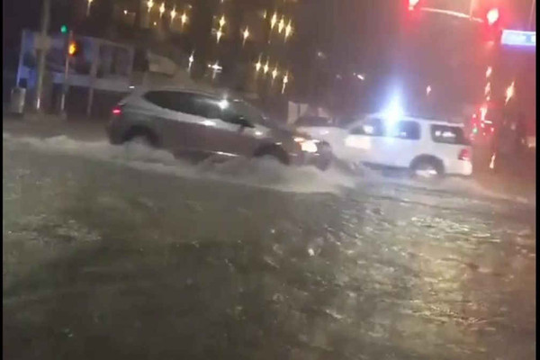 Mỹ: Thành phố Kansas ở Missouri bị lũ sau 3 ngày mưa lớn