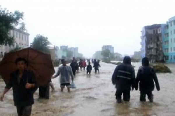 Lũ lụt nghiêm trọng ở Triều Tiên làm hàng nghìn người mất nhà cửa