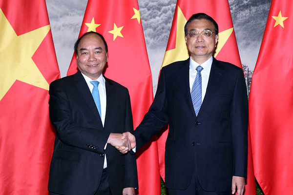 Thủ tướng Nguyễn Xuân Phúc hội đàm với Thủ tướng Trung Quốc Lý Khắc Cường