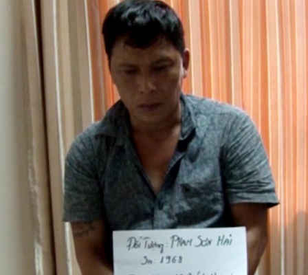 Lào Cai: Bắt đối tượng vận chuyển 10 bánh Heroin