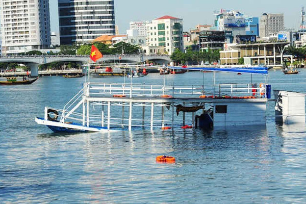 Đà Nẵng: Đề nghị truy tố 4 đối tượng vụ chìm tàu Thảo Vân 2