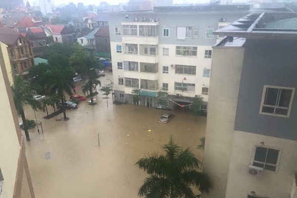 Nghệ An: Mưa lớn khiến nhiều nơi bị ngập, cảnh báo lũ quét, sạt lở đất