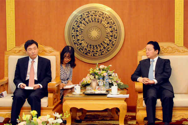Bộ trưởng Trần Hồng Hà tiếp xã giao Đại sứ Hàn Quốc tại Việt Nam