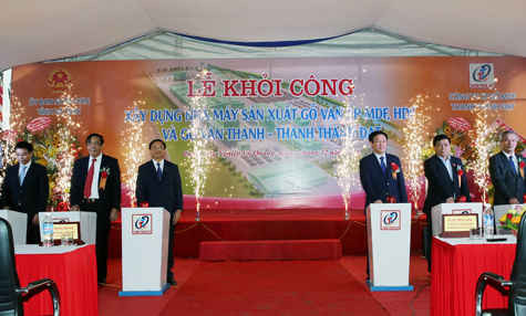 Phó Thủ tướng Vương Đình Huệ phát lệnh khởi công NM gỗ ván ép tại Hà Tĩnh