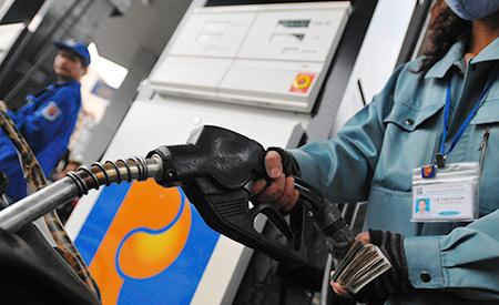 Giá xăng dầu đồng loạt tăng mạnh từ 15h