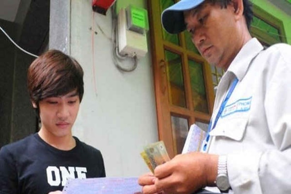 TP.HCM sắp chấm dứt cảnh nhân viên đến gõ cửa nhà dân thu tiền điện