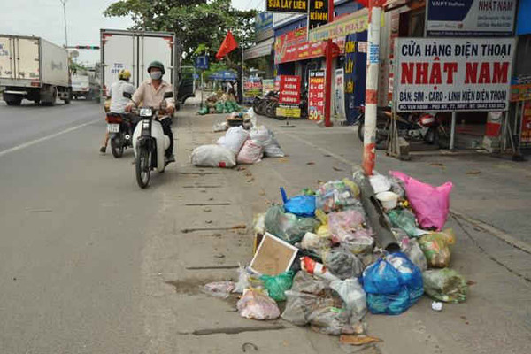 Thị trấn Phú Mỹ (Bà Rịa – Vũng Tàu): Rác ứ đọng gây ô nhiễm