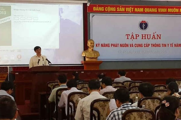 6 hình thức phát ngôn và cung cấp thông tin cho báo chí