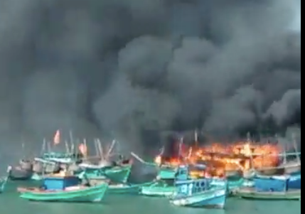 Phú Quốc:  Cháy tàu câu mực thiệt hại gần 1,5 tỷ đồng