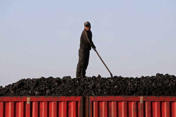 Trung Quốc phạt nghiêm các trường hợp khai thác than trái phép