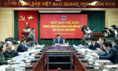 Triển khai test nhanh vi rút cúm gia cầm tại chợ Hà Vỹ