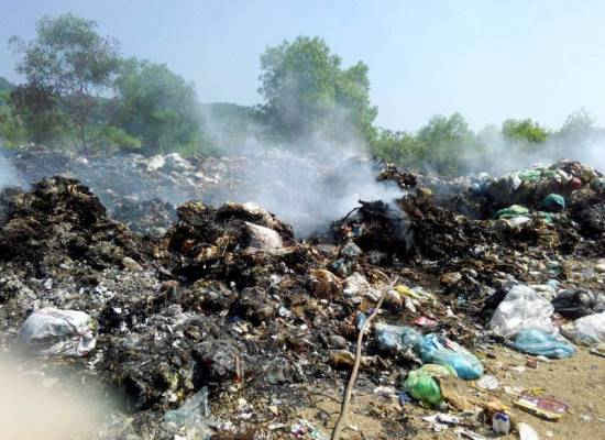 Bình Định: Nỗi lo ô nhiễm từ bãi rác tạm ở huyện Vân Canh