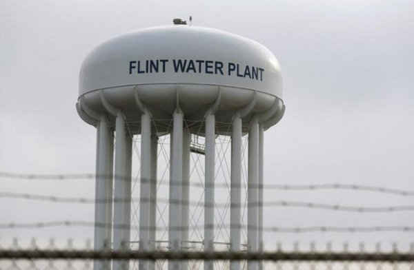 EPA tài trợ 100 triệu USD để nâng cấp hệ thống nước cho Flint