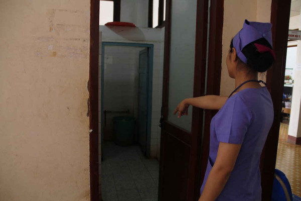 Đắk Lắk:  Mẹ bỏ rơi hai thi thể bé gái sơ sinh trong thùng rác