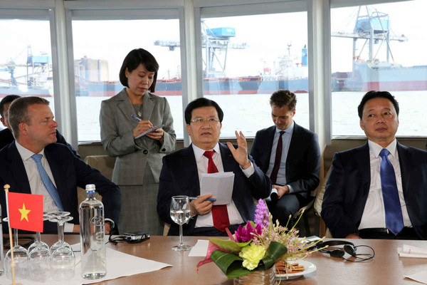 Việt Nam mong muốn Hà Lan chia sẻ kinh nghiệm quản lý cảng biển