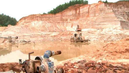 Khởi tố vụ án vi phạm quy định về khai thác tài nguyên ở Quảng Ninh