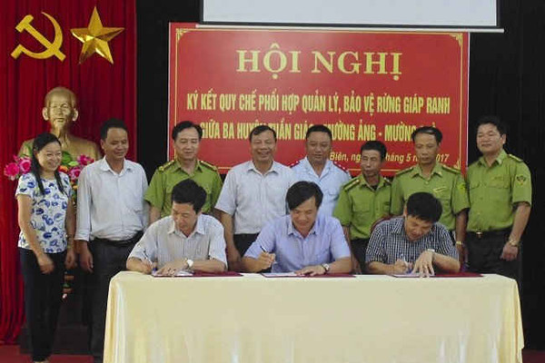 Điện Biên: Ký kết quy chế phối hợp quản lý, bảo vệ rừng vùng giáp ranh